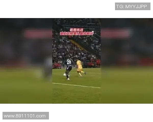 追逐足球明星的梦想终于实现了我的奋斗与坚持换来了成功的喜悦